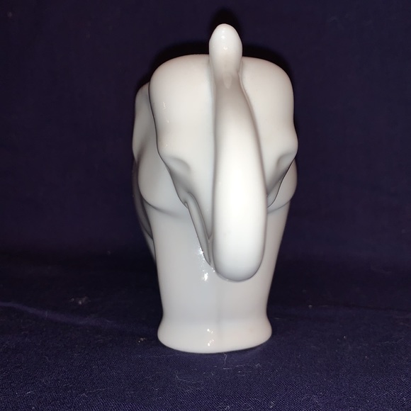 Elephant - Picture 4 of 4